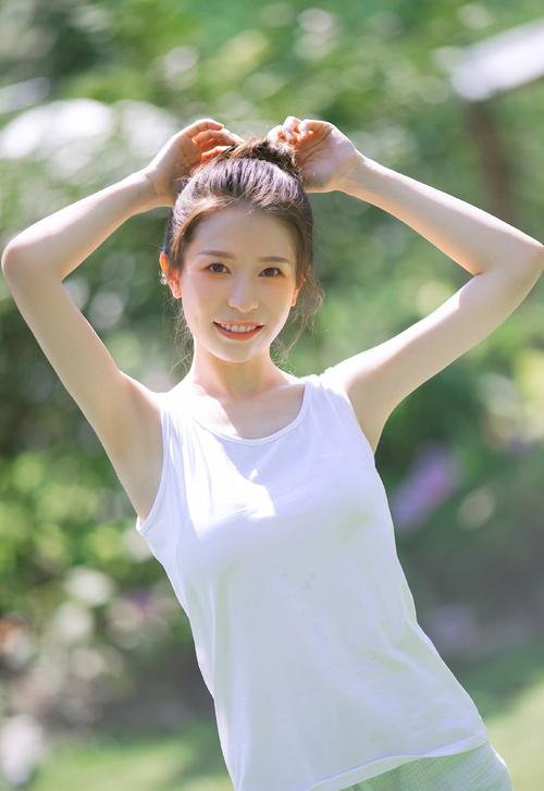 娇妻被按摩师享用